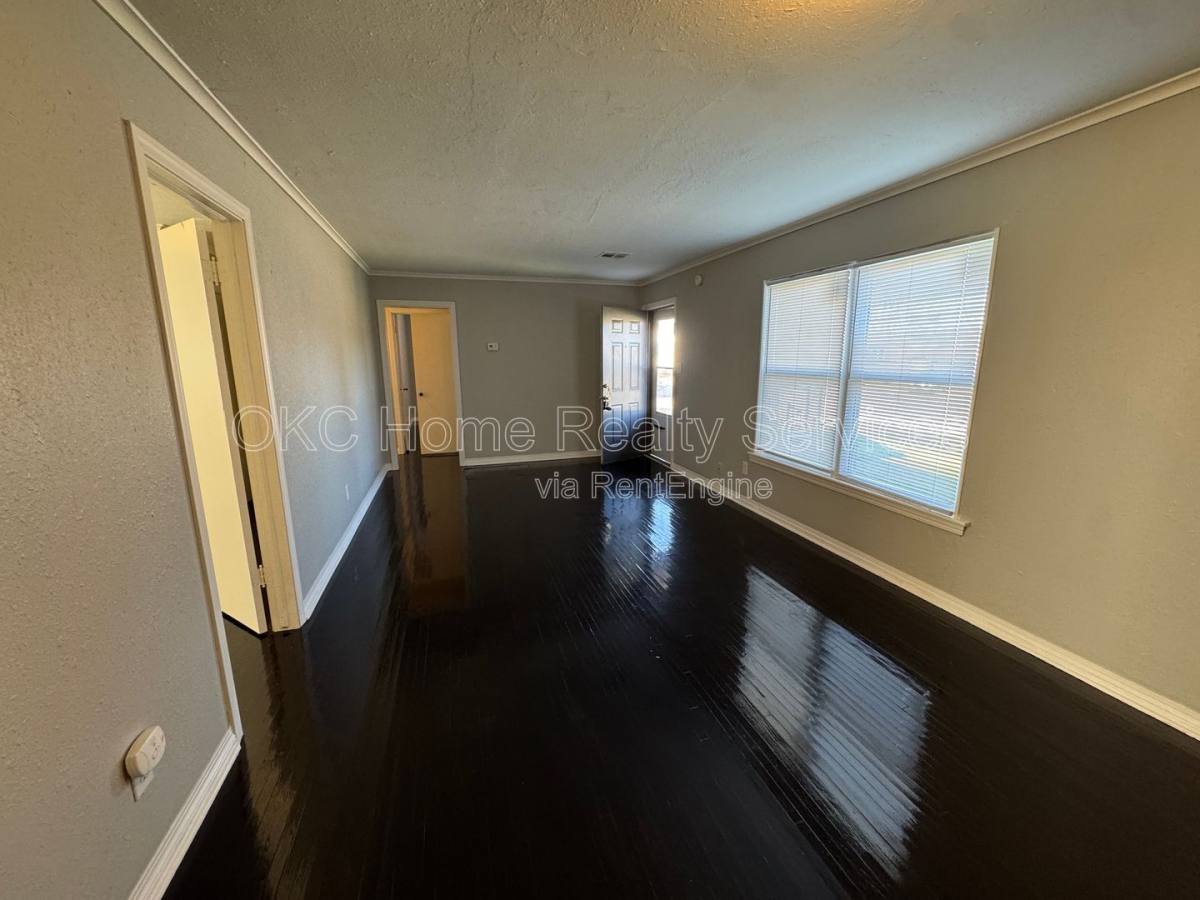 House for rent at 1516 Park Circle, Oklahoma City, OK 73111
