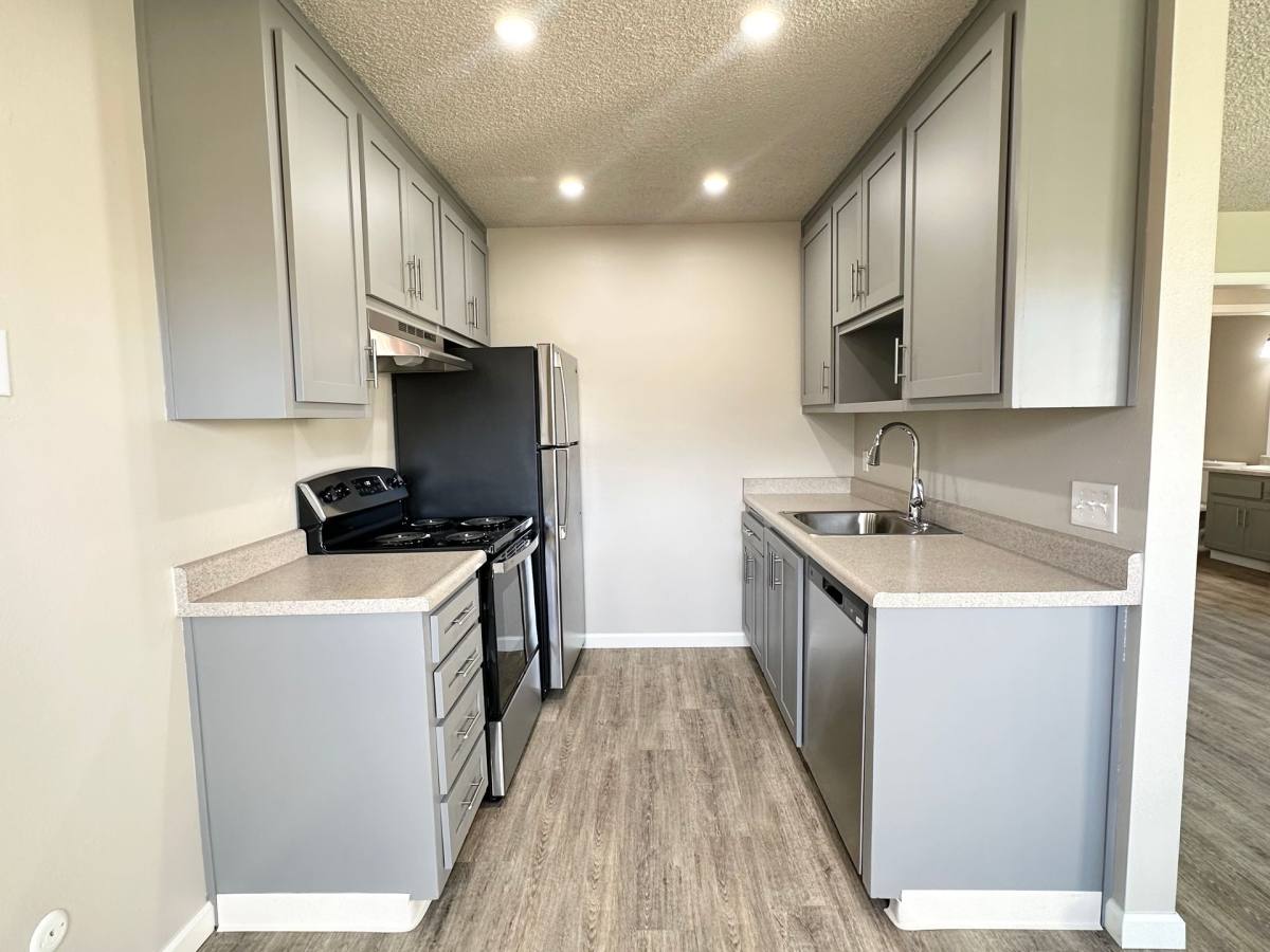Apartment for rent at 200 Seneca St, Merced, CA 95340