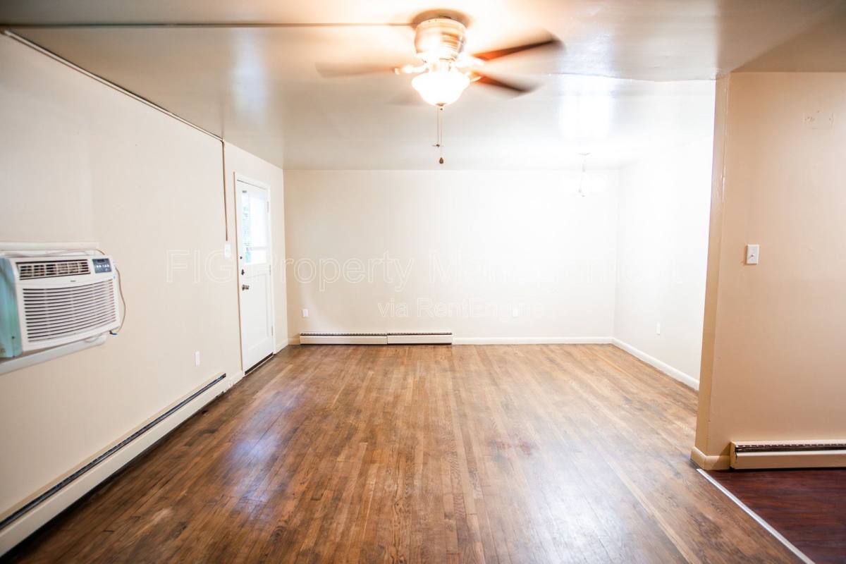Apartment for rent at 127 Upper Airbase Lane #6, Briceville, TN 37710