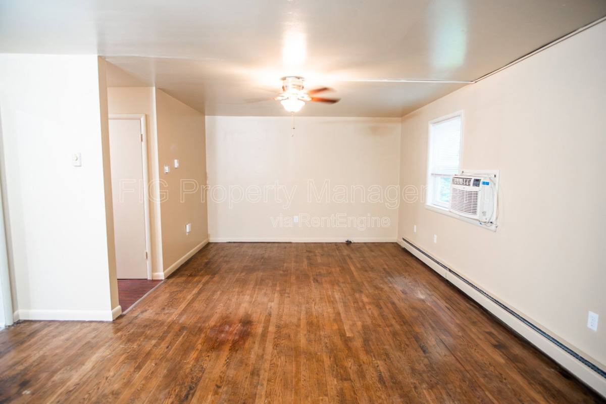 Apartment for rent at 127 Upper Airbase Lane #6, Briceville, TN 37710