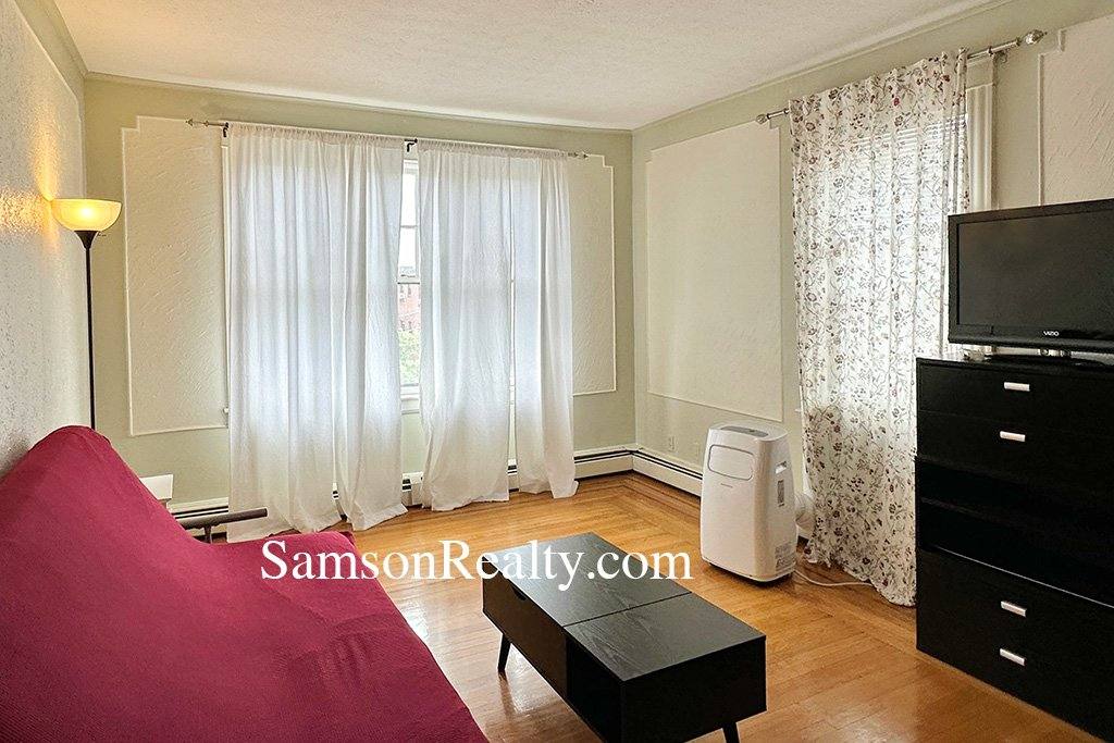 Apartment for rent at 96 Medway St #11, Providence, RI 02906
