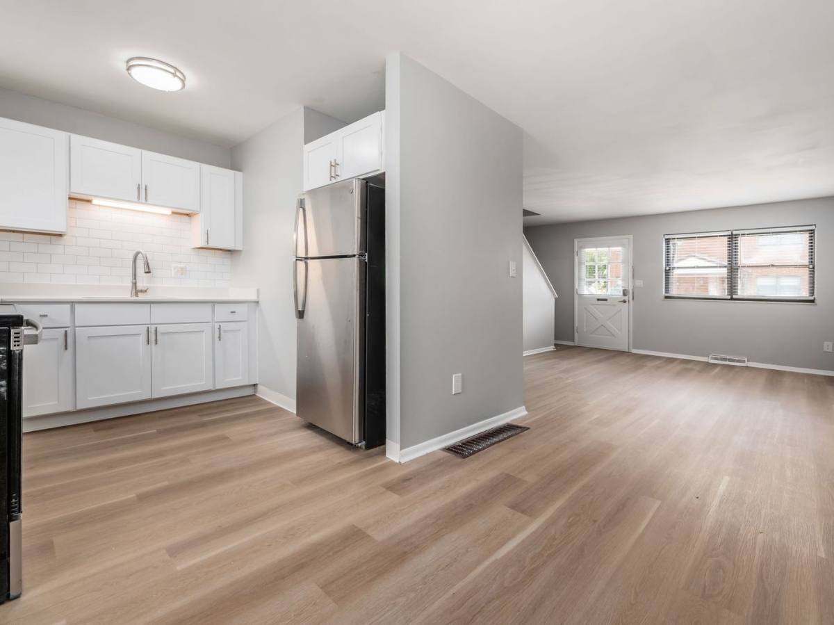 Apartment for rent at 85 Illinois Ave #B, Westerville, OH 43081
