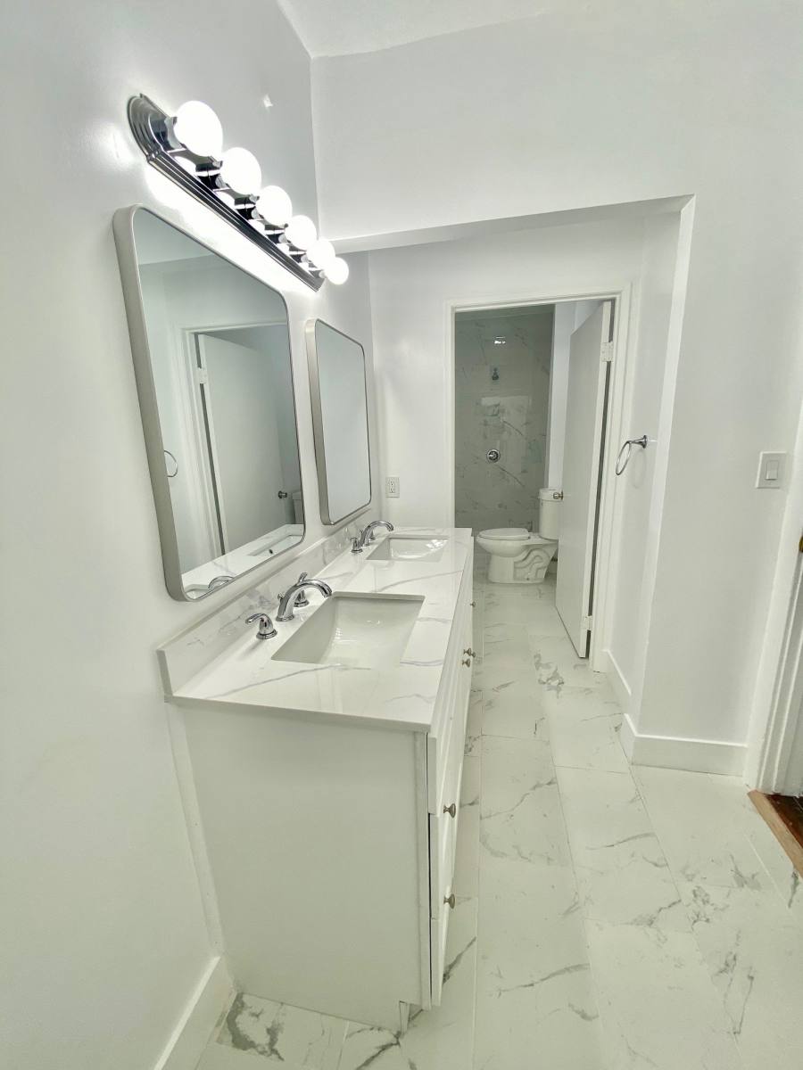 Apartment for rent at 2921 Van Buren Place, Los Angeles, CA 90007