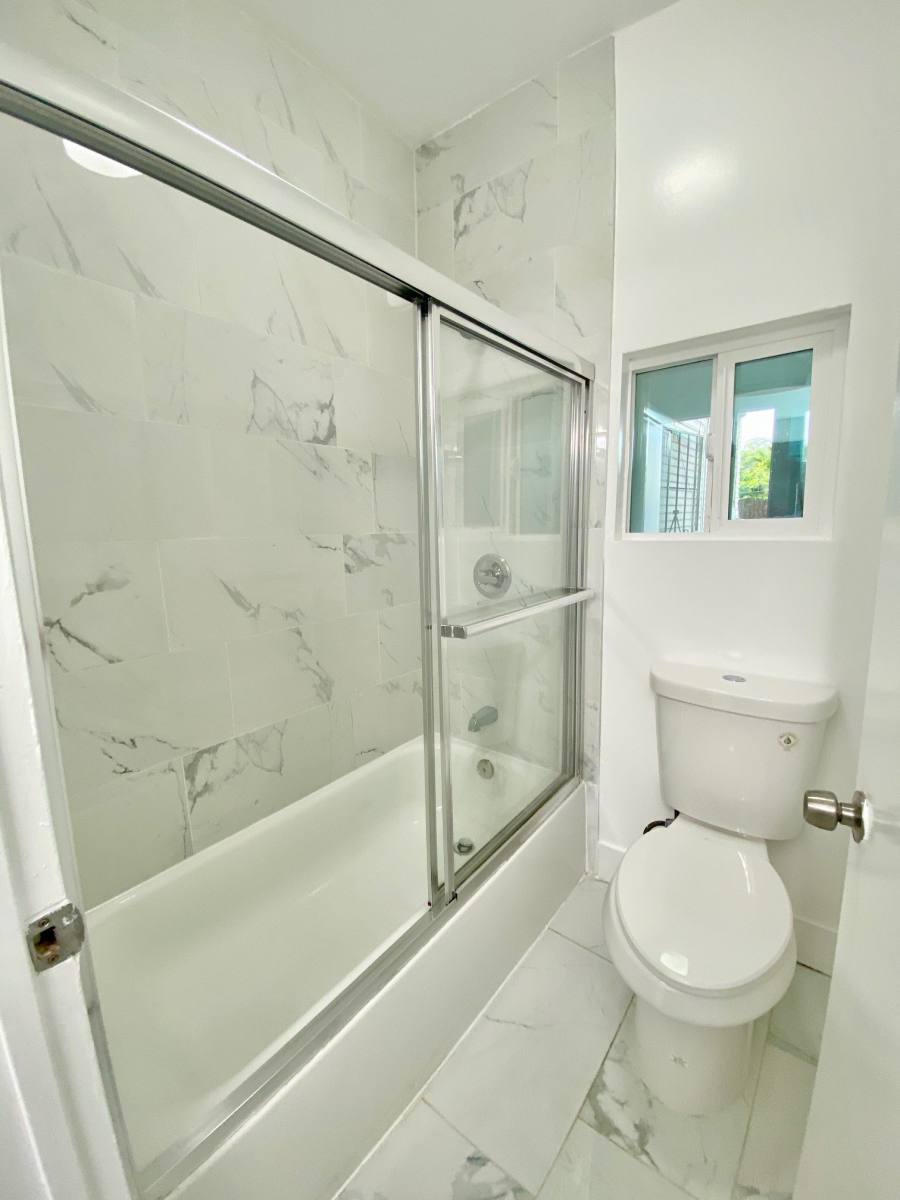 Apartment for rent at 2921 Van Buren Place, Los Angeles, CA 90007