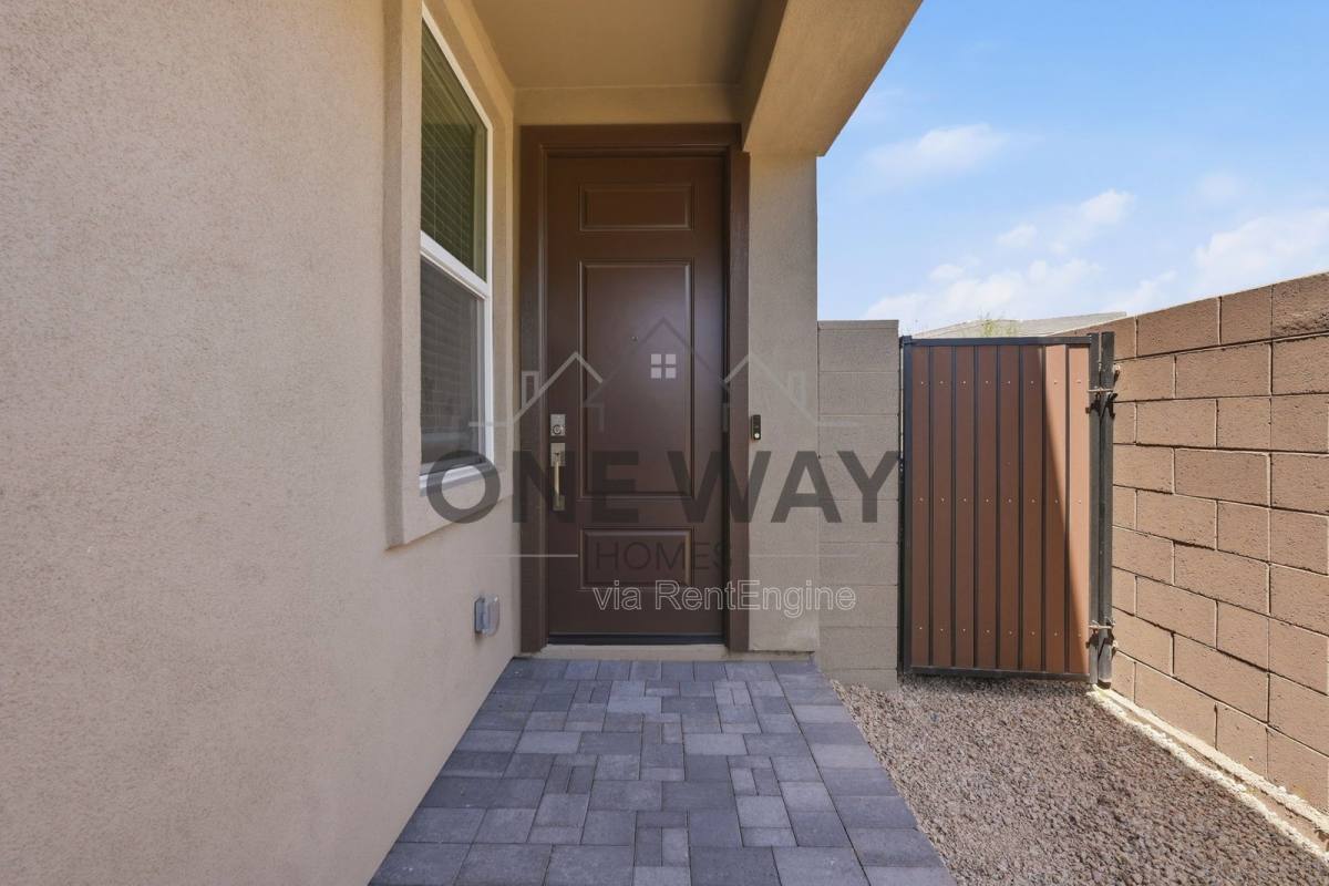 Townhouse for rent at 5832 E Rose Garden Lane, Phoenix, AZ 85054