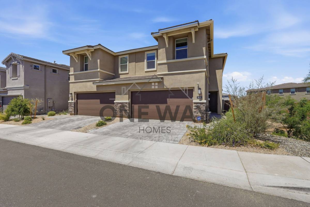 Townhouse for rent at 5832 E Rose Garden Lane, Phoenix, AZ 85054
