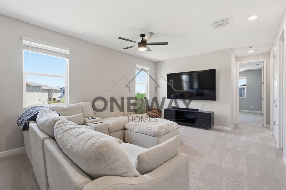 Townhouse for rent at 5832 E Rose Garden Lane, Phoenix, AZ 85054