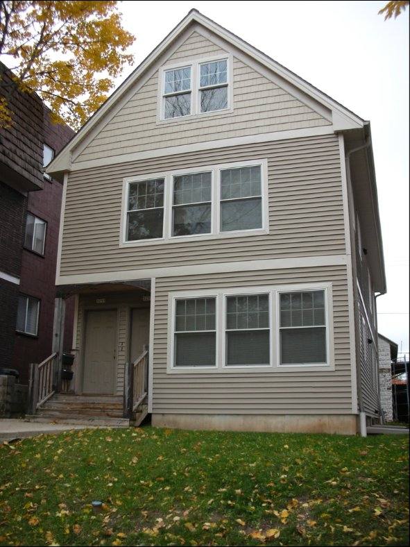 Townhouse for rent at 3255 N Oakland Ave, Milwaukee, WI 53211