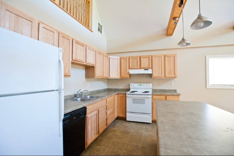 Townhouse for rent at 3255 N Oakland Ave, Milwaukee, WI 53211