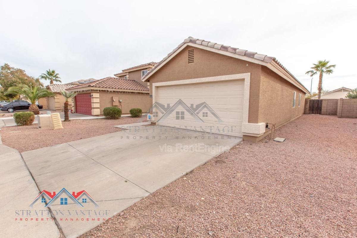 House for rent at 11801 W Paradise Dr, El Mirage, AZ 85335