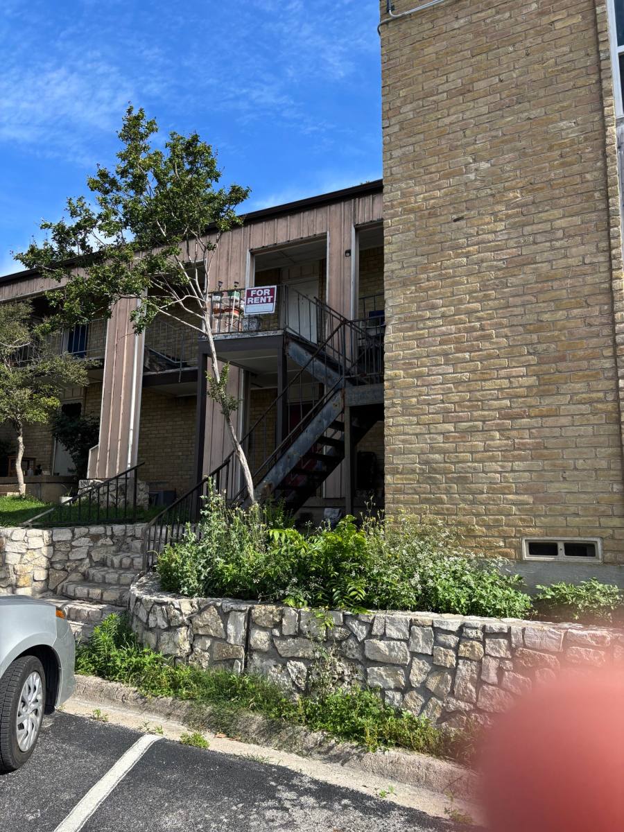 Condo for rent at 6012 Westridge Lane #610, Fort Worth, TX 76116