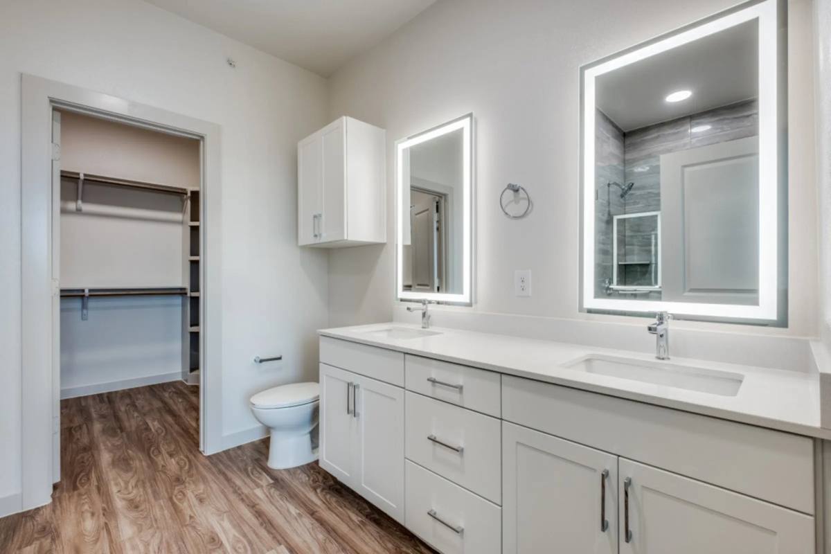 Apartment for rent at 624 N Lancaster Ave #213, Dallas, TX 75203