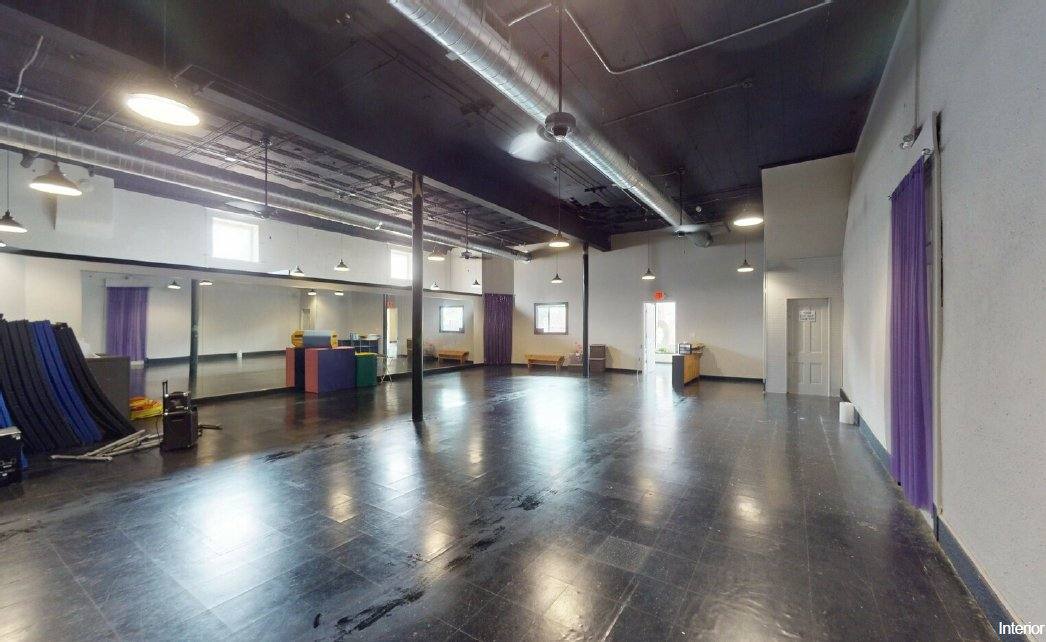 House for rent at 215 W College Ave - 1st #RETAIL Space, Greenville, IL 62246