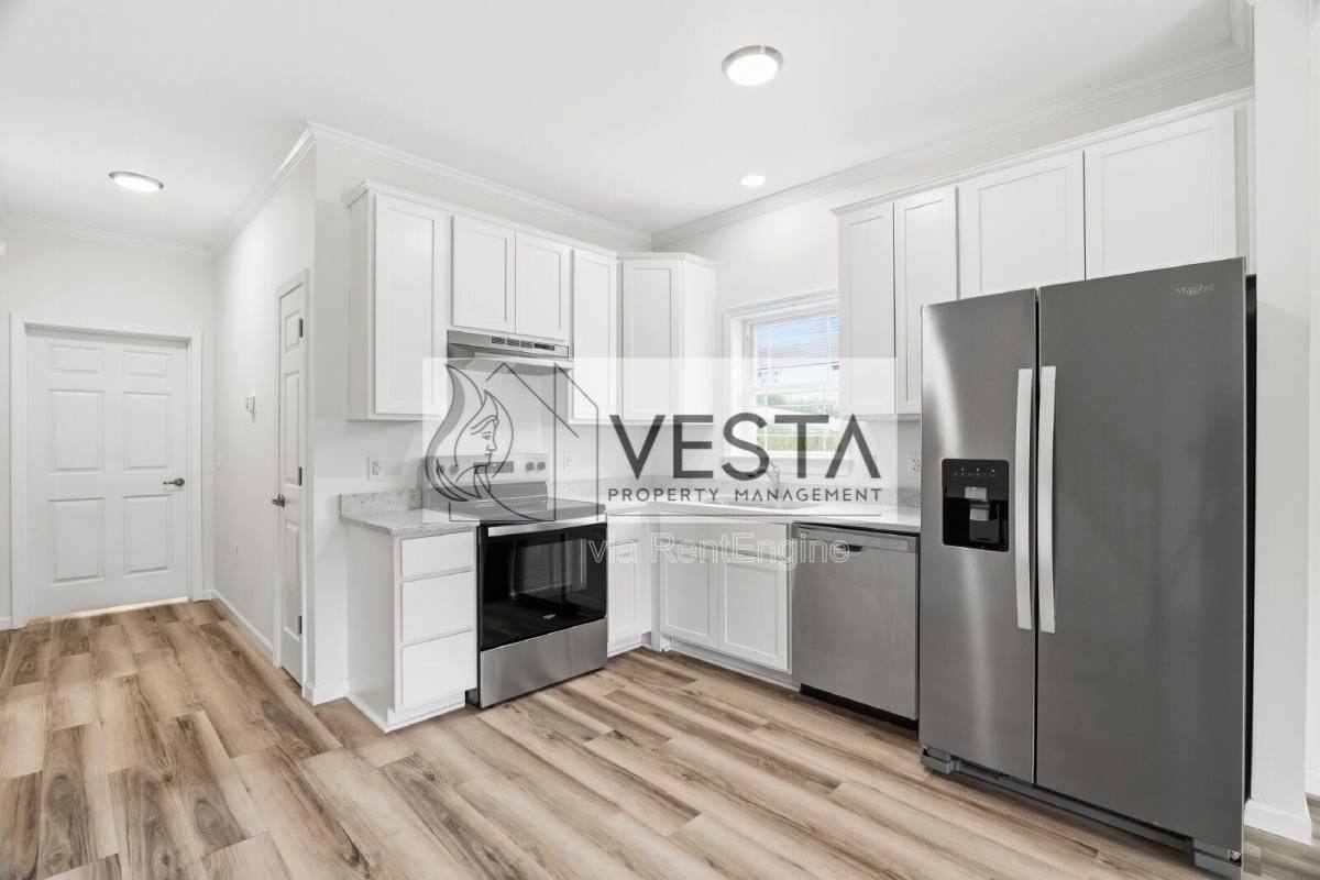 Apartment for rent at 5 Rolos Way #5, Asheville, NC 28806