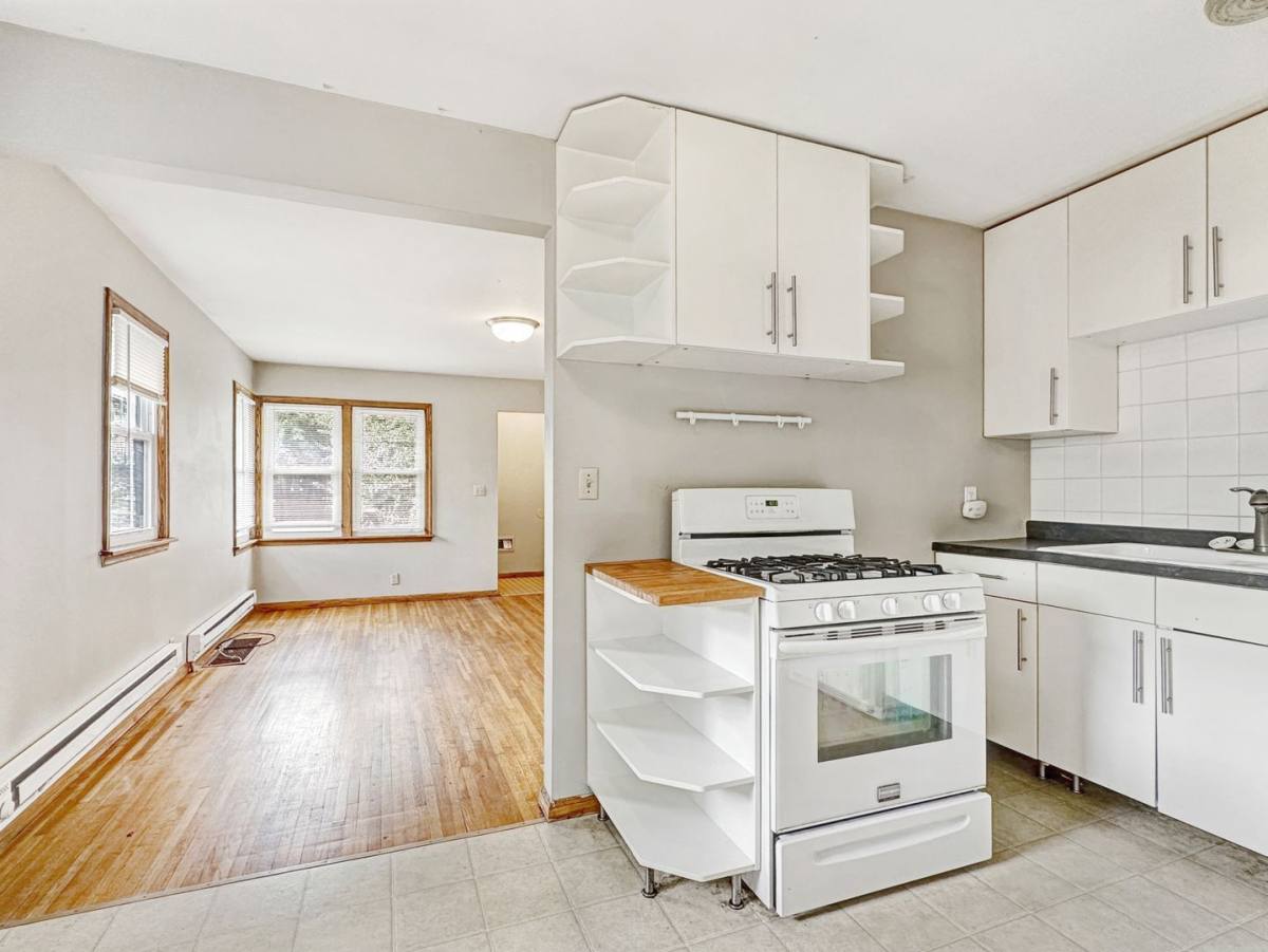 Condo for rent at 1008 16th Ave SE, Minneapolis, MN 55414