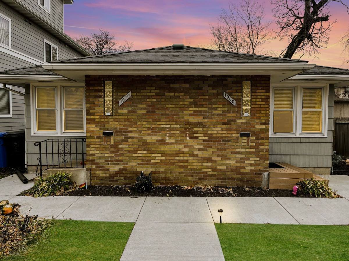Condo for rent at 1008 16th Ave SE, Minneapolis, MN 55414