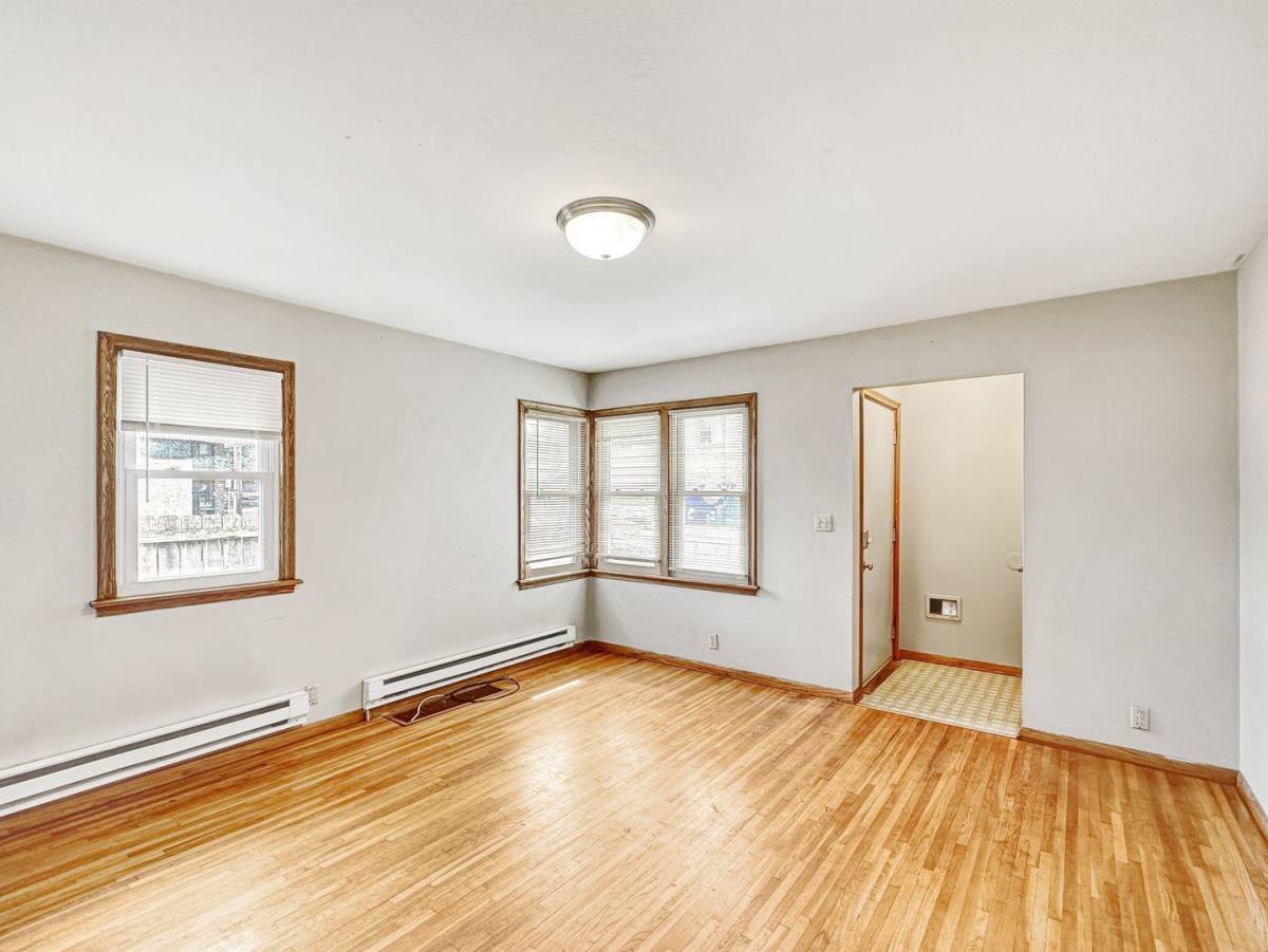 Condo for rent at 1008 16th Ave SE, Minneapolis, MN 55414
