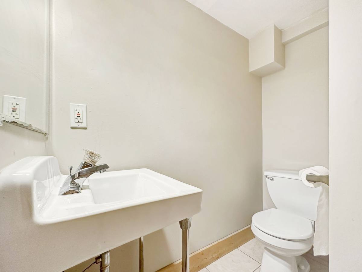 Condo for rent at 1008 16th Ave SE, Minneapolis, MN 55414