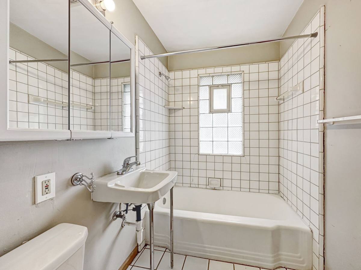 Condo for rent at 1008 16th Ave SE, Minneapolis, MN 55414