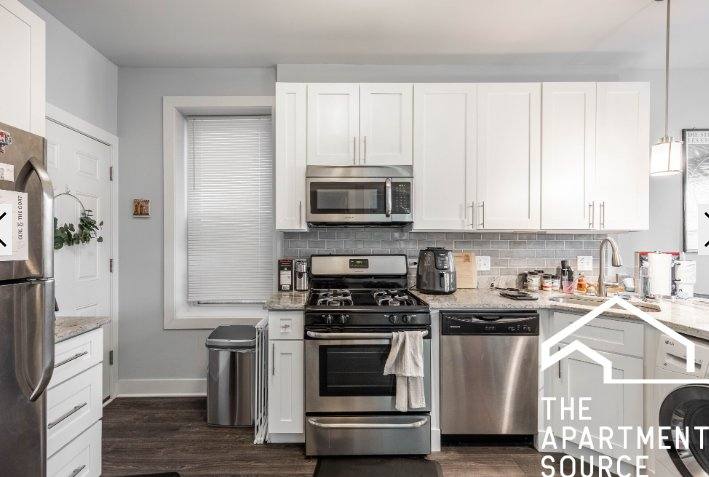 Apartment for rent at 1433 N Cleaver #2F, Chicago, IL 60642