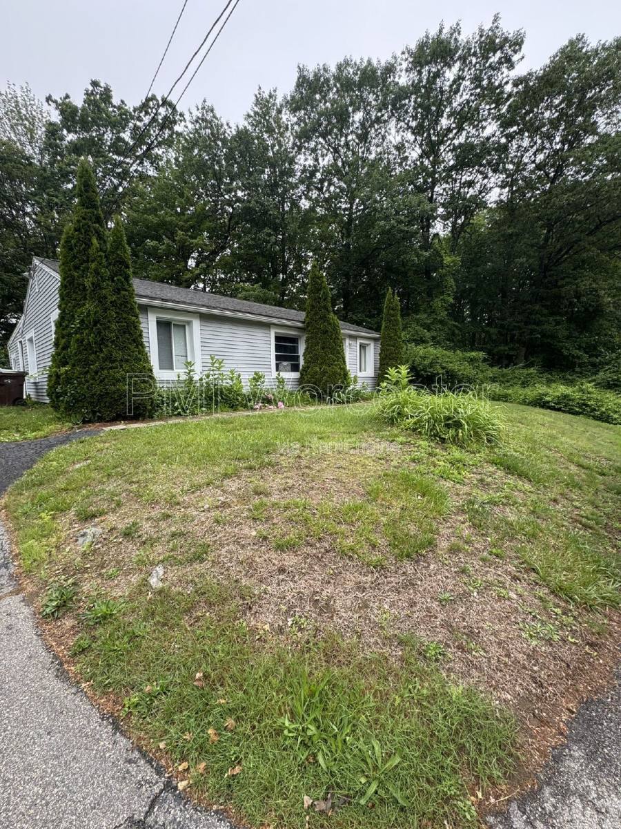 House for rent at 37 Elbridge Rd, Auburn, MA 01501