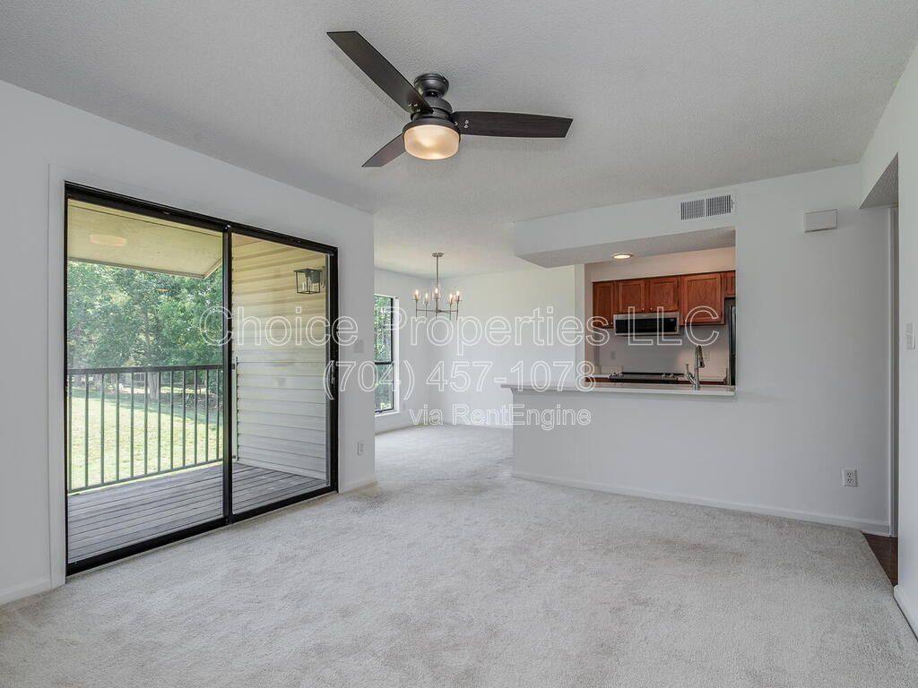Apartment for rent at 11042 Running Ridge Rd, Charlotte, NC 28226