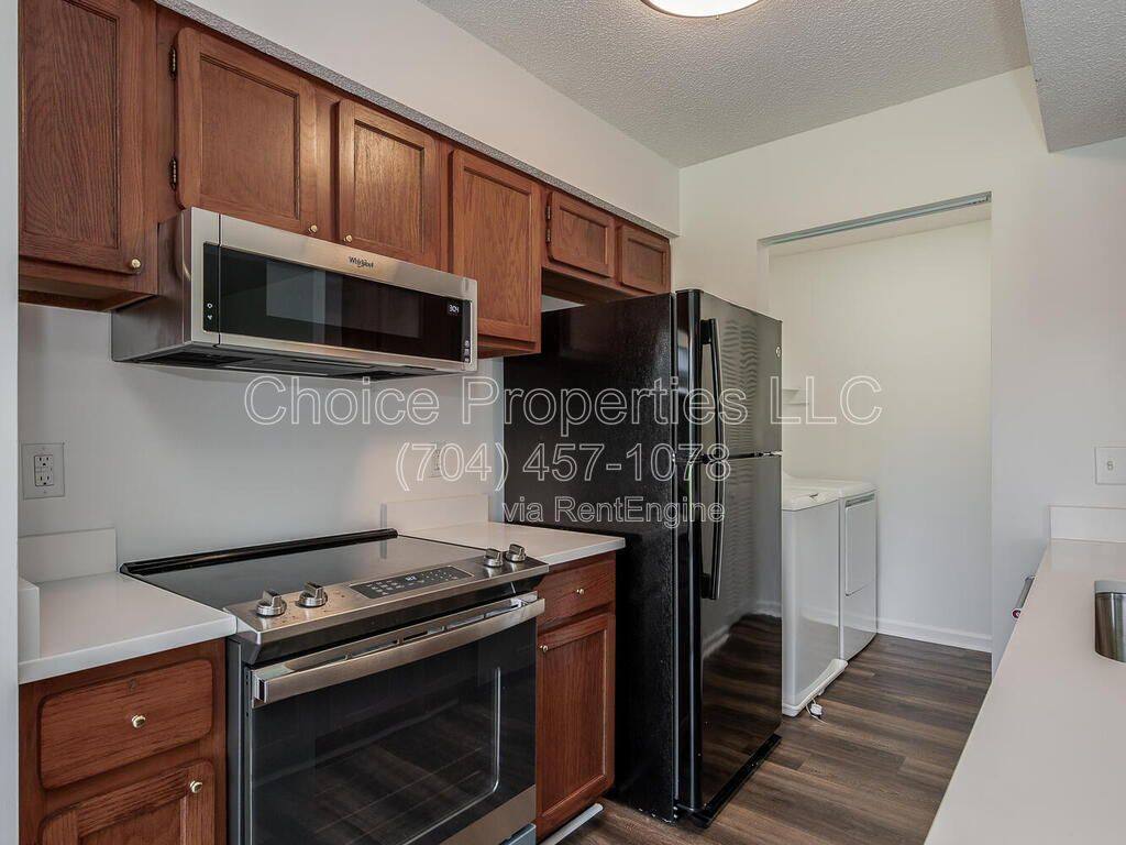 Apartment for rent at 11042 Running Ridge Rd, Charlotte, NC 28226
