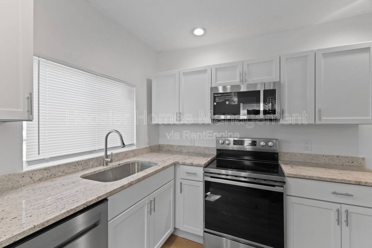 House for rent at 2918 Ruckle St, Indianapolis, IN 46205