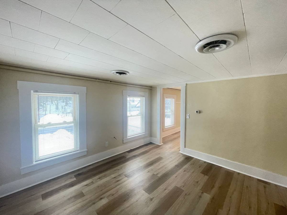 Apartment for rent at 98 Main St #2, Raymond, NH 03077