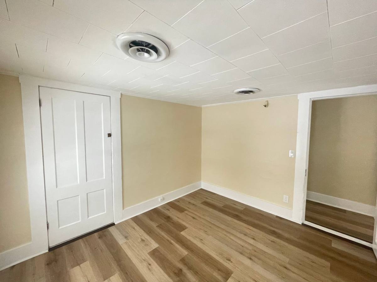 Apartment for rent at 98 Main St #2, Raymond, NH 03077