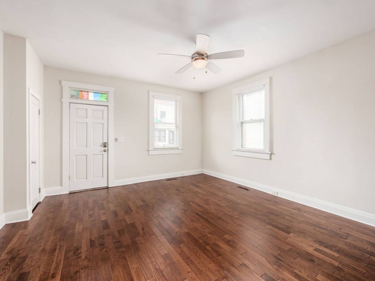 Apartment for rent at 506 S Lazelle St, Columbus, OH 43206