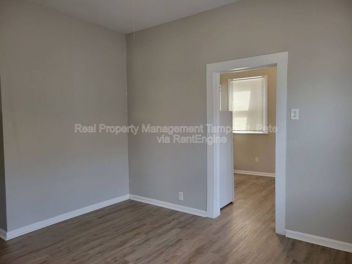 Apartment for rent at 3005 Sanchez St #4, Tampa, FL 33605