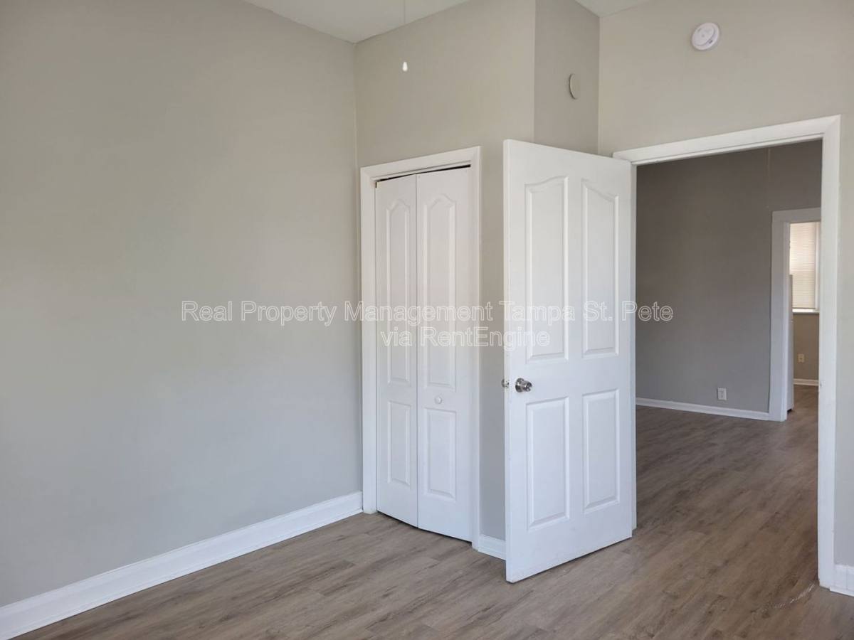 Apartment for rent at 3005 Sanchez St #4, Tampa, FL 33605
