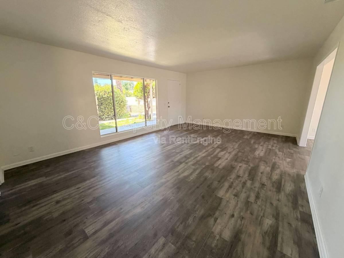 Apartment for rent at 219 Plymouth Dr #B, Vista, CA 92083