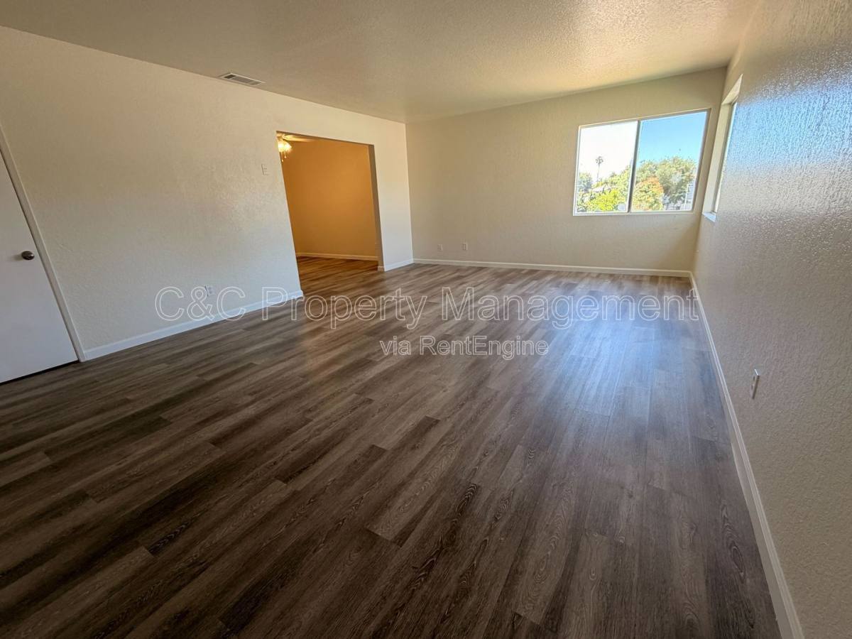 Apartment for rent at 219 Plymouth Dr #A, Vista, CA 92083