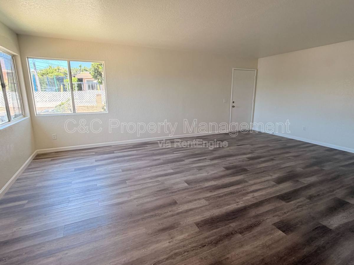 Apartment for rent at 219 Plymouth Dr #A, Vista, CA 92083