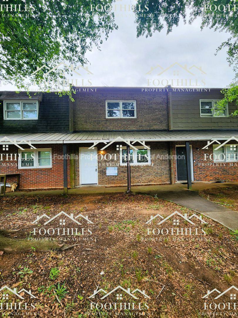 Apartment for rent at 208 N Major Rd #B, Belton, SC 29627