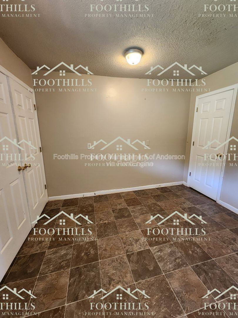 Apartment for rent at 208 N Major Rd #B, Belton, SC 29627