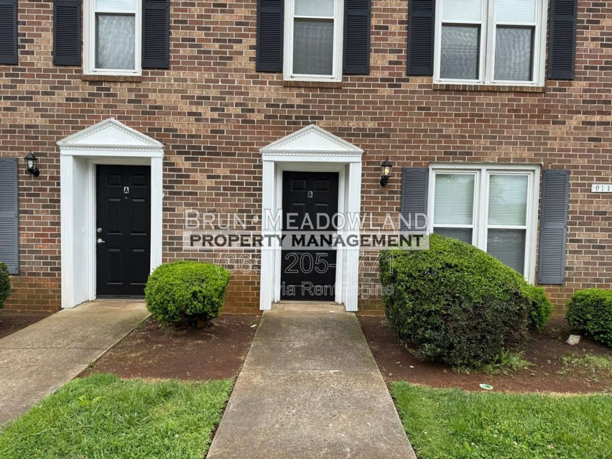 Apartment for rent at 9116 Parktop Lane NW #B, Knoxville, TN 37923