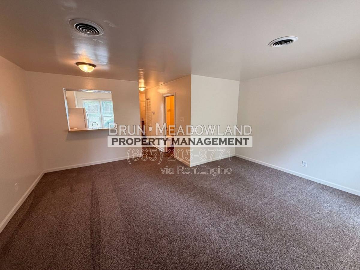 Apartment for rent at 9116 Parktop Lane NW #B, Knoxville, TN 37923
