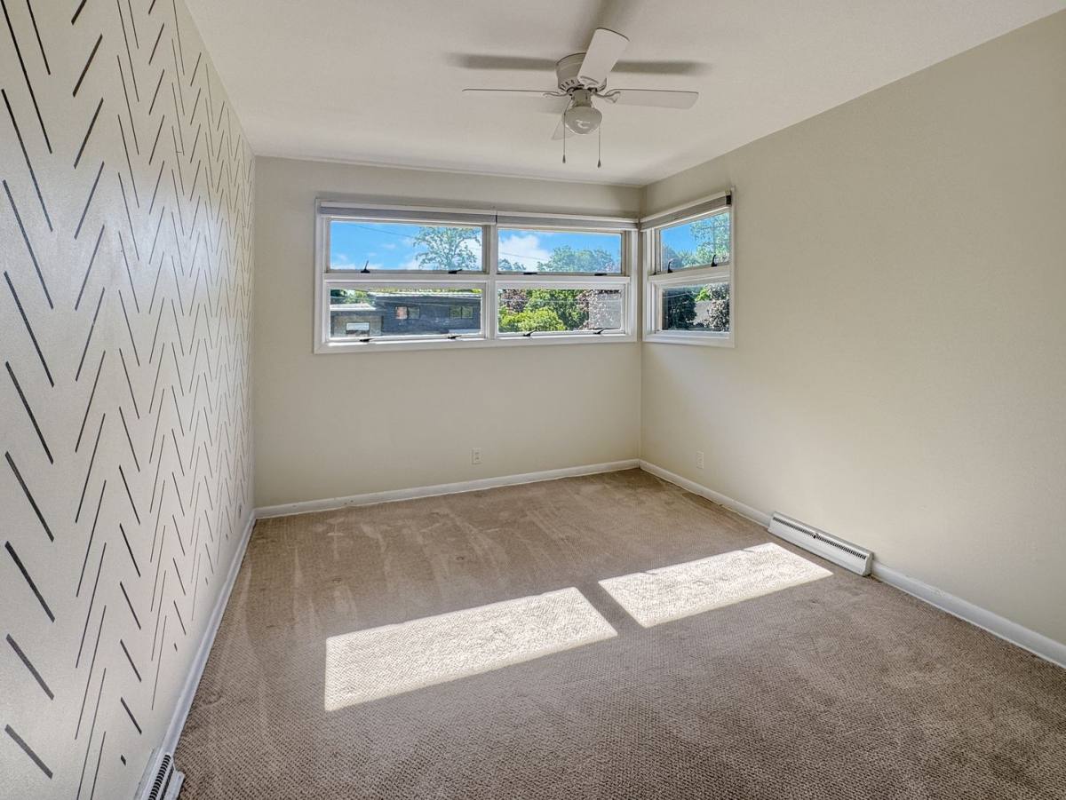 House for rent at 1353 Pinecrest Ave SE, Grand Rapids, MI 49506