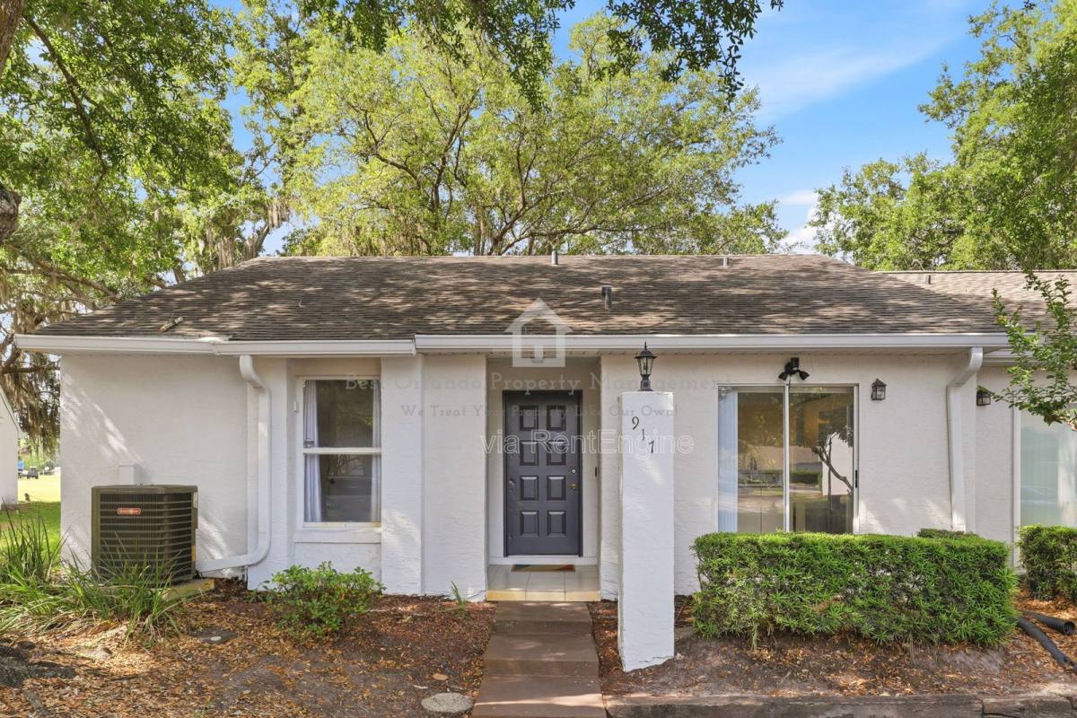 Apartment for rent at 917 Pebble Creek Circle #1, Orlando, FL 32824