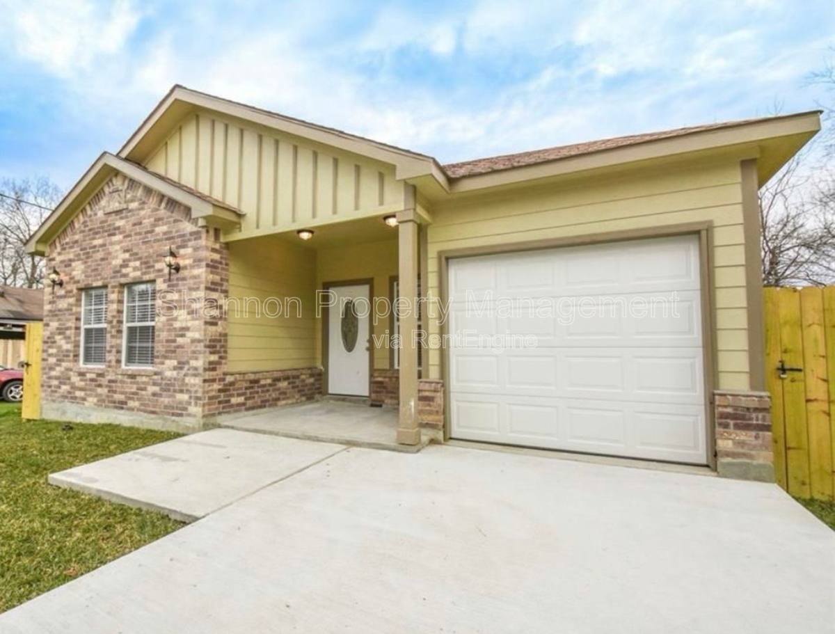 House for rent at 7941 Sparta St, Houston, TX 77028
