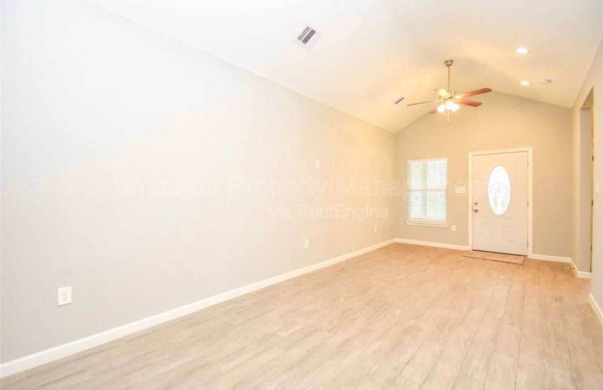House for rent at 7941 Sparta St, Houston, TX 77028