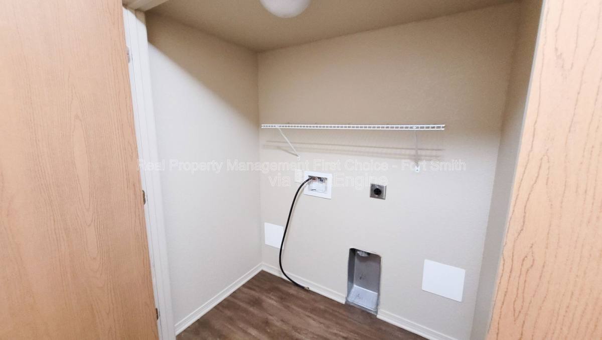 Apartment for rent at 3839 Old Jenny Lind Rd #A A, Fort Smith, AR 72901