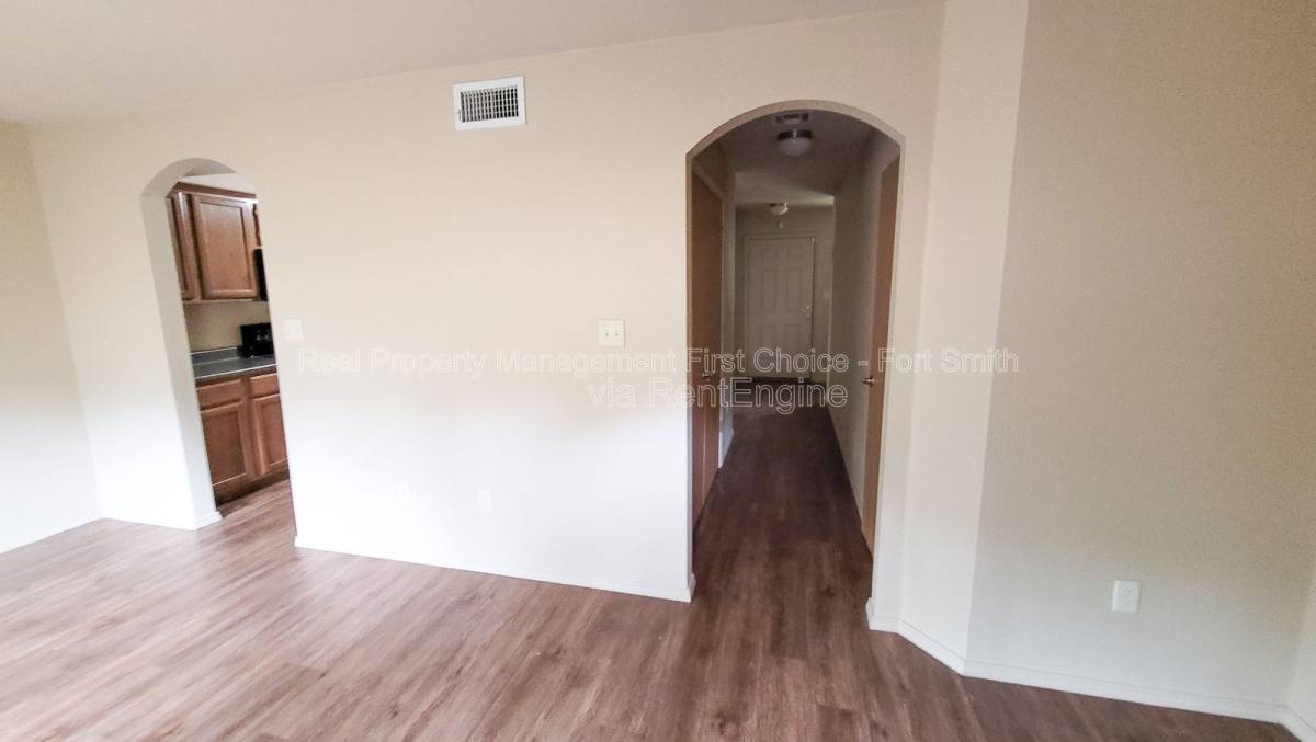 Apartment for rent at 3839 Old Jenny Lind Rd #A A, Fort Smith, AR 72901