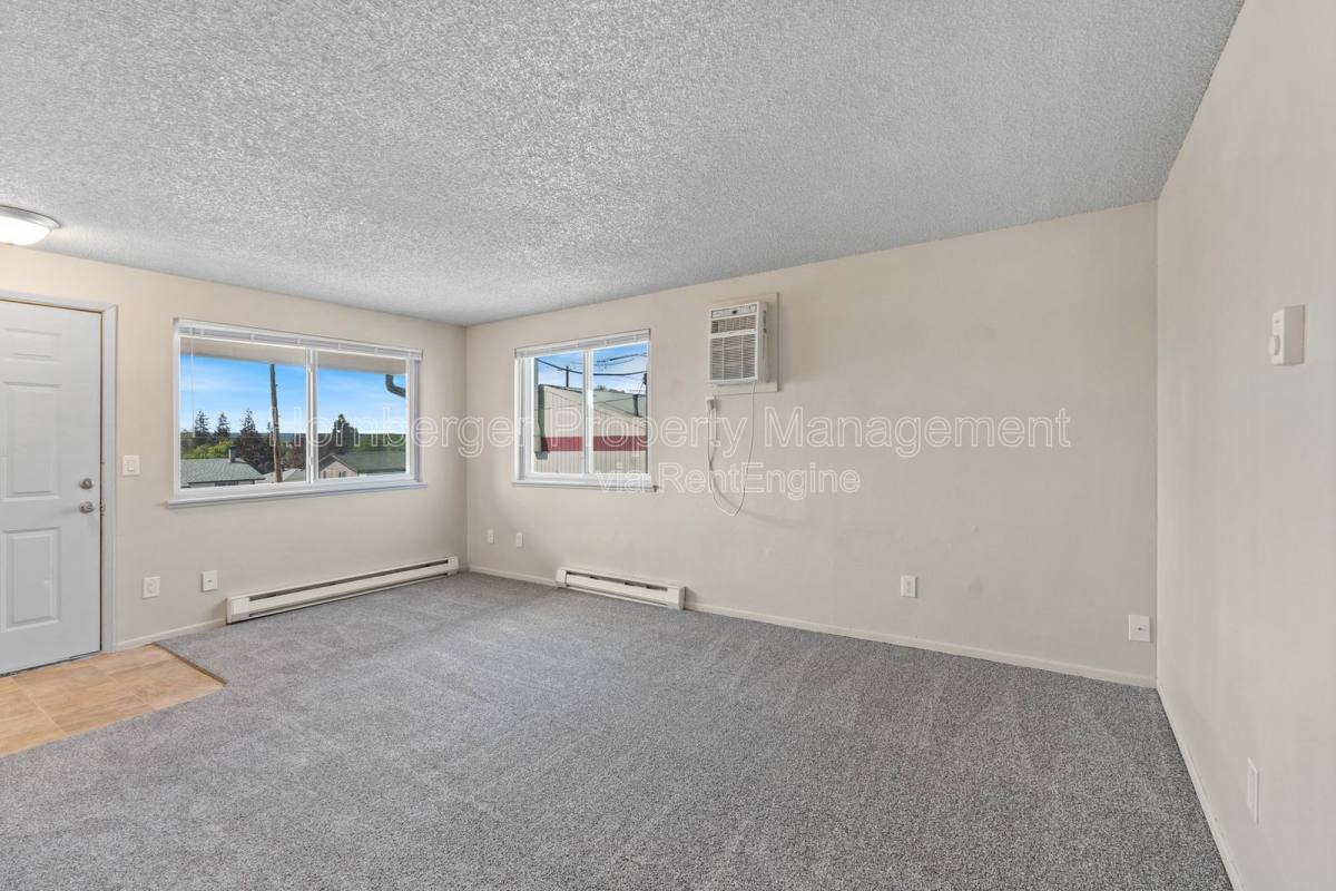 Apartment for rent at 3203 N Smith St #12, Spokane, WA 99207