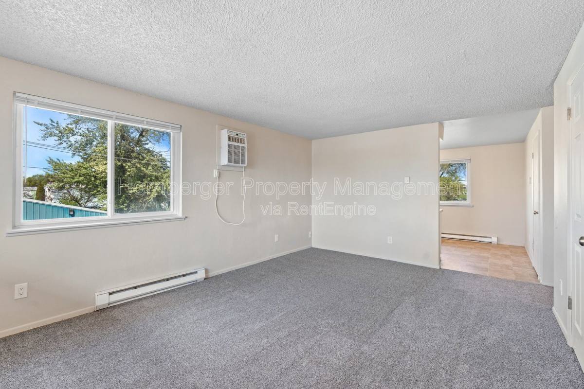 Apartment for rent at 3203 N Smith St #12, Spokane, WA 99207