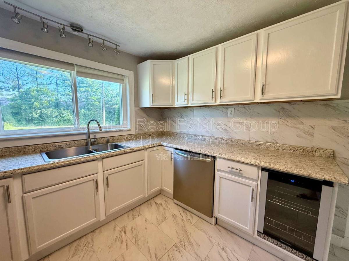 House for rent at 4650 E Concord Rd, Saint Louis, MO 63128