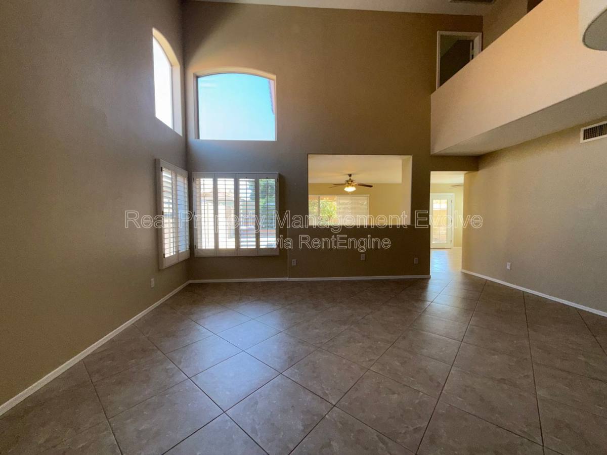 House for rent at 17215 N 46th Place, Phoenix, AZ 85032